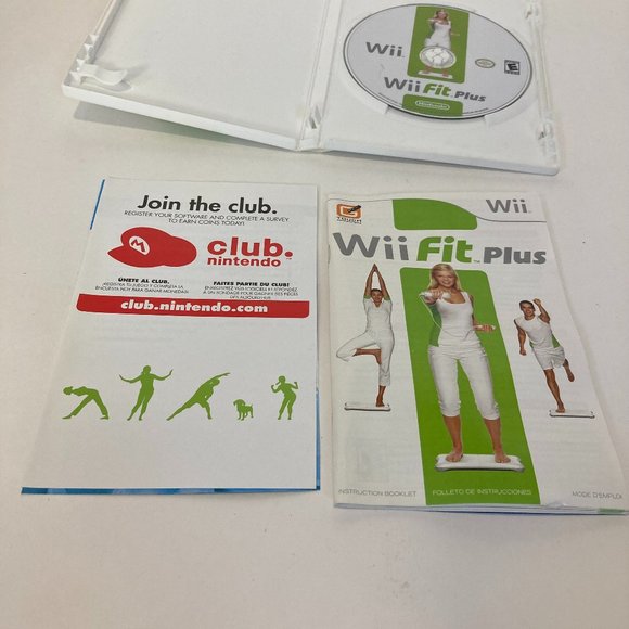 Wii Fit Plus Nintendo Wii Works Complete Video Game 2009 No Board - Picture 2 of 7
